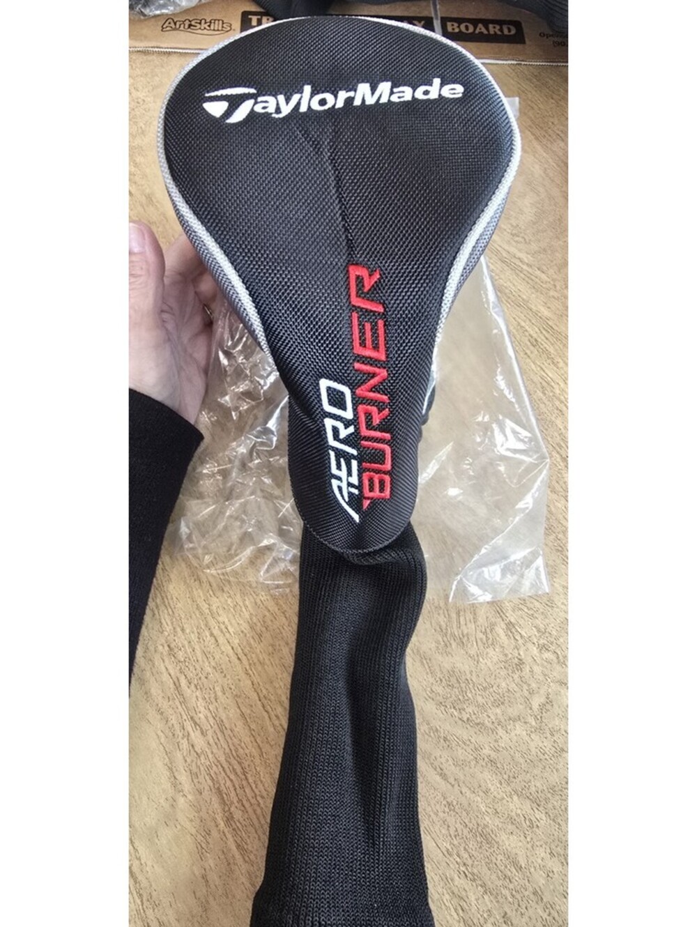 Taylor made Aeroburner Driver Golf Headcover New